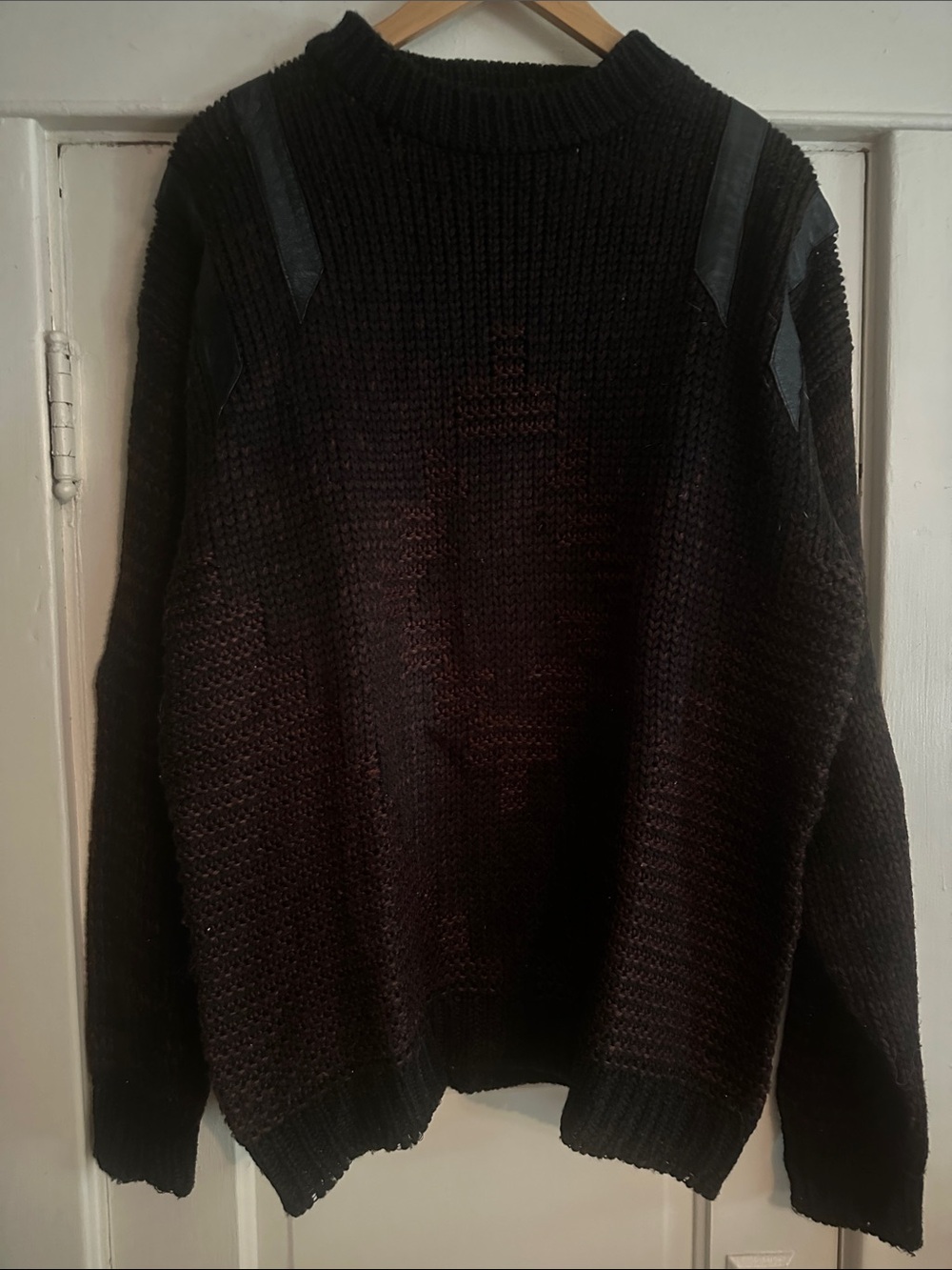 Vintage Men's Gabrielle Black Crewneck Chunky Knit Sweater with Shoulder Panels